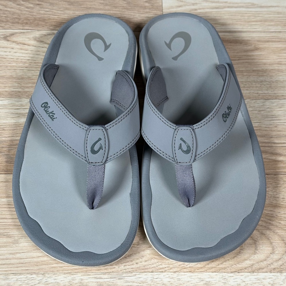 Olukai Ohana Sandals Mens Size 12 Gray Thong Flip Flops Beach Surfing Casual